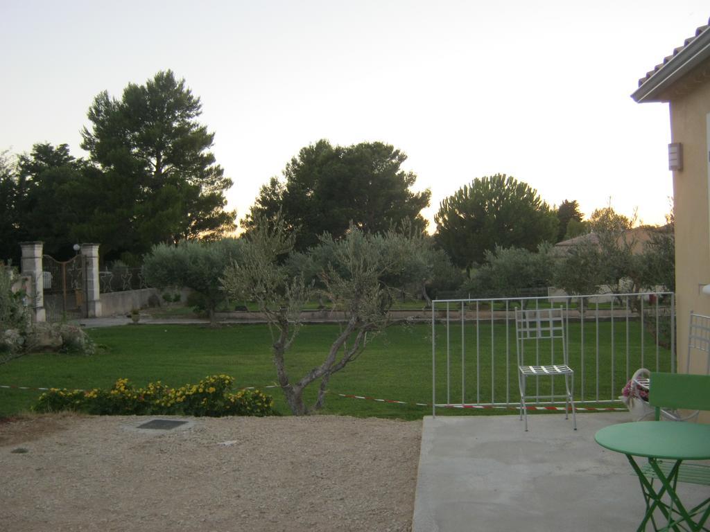 Le Jardin Des Tourterelles Villa Robion en Luberon Eksteriør billede